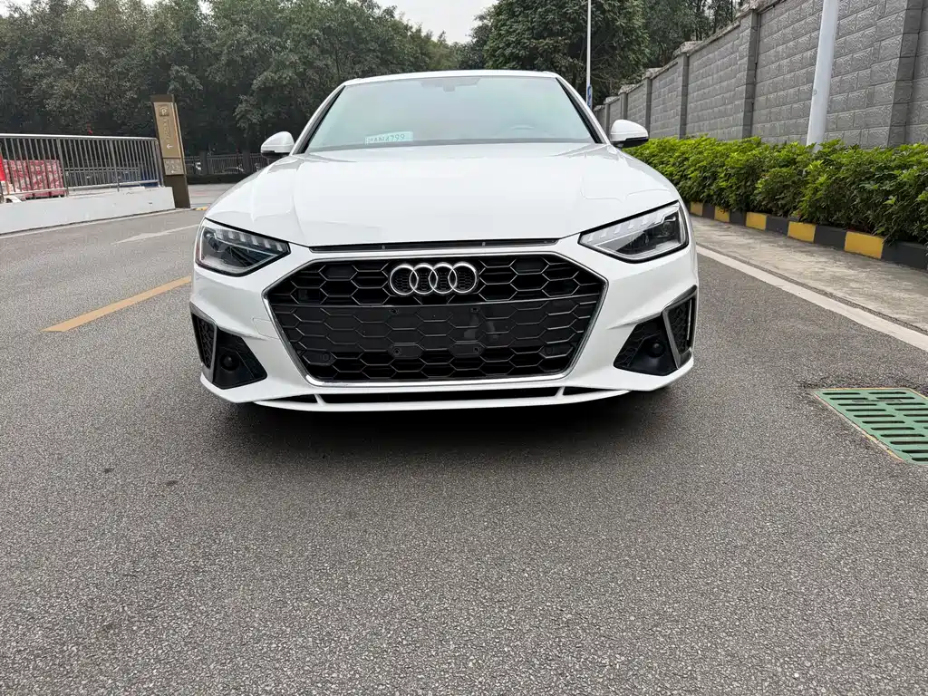 Audi A4L 2020 40 TFSI Fashionable and Dynamic купить на сайте DeffCars