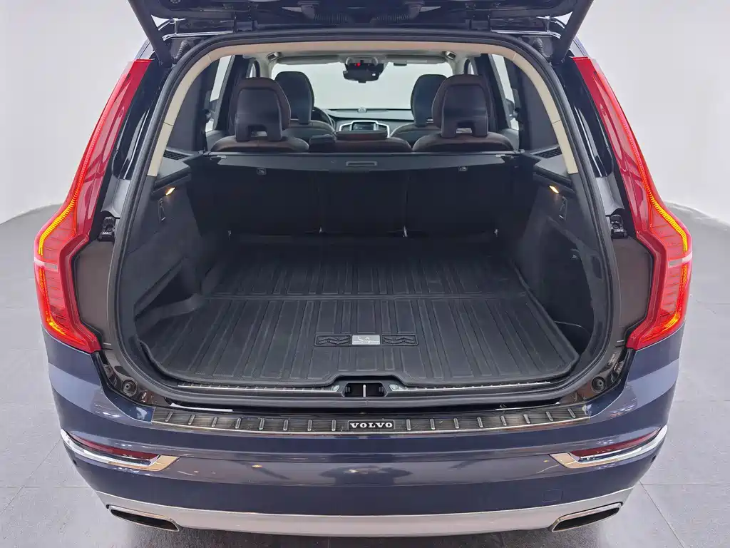 Volvo XC90 2019 T5 Zhiyi Edition 5 seats National V купить на сайте DeffCars