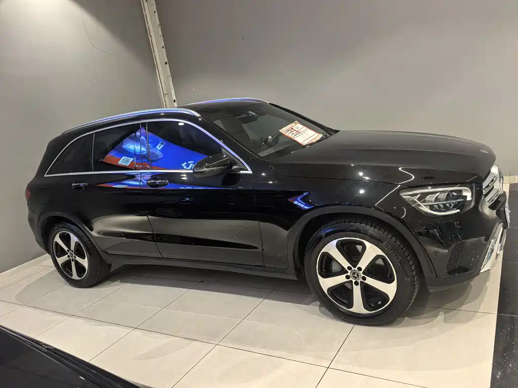 Mercedes-Benz GLC 2022 facelift GLC 260 L 4MATIC dynamic купить на сайте DeffCars