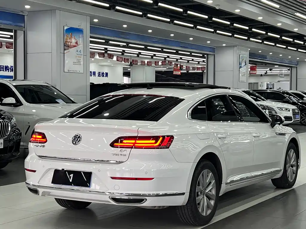 FAW-Volkswagen CC 2020 330TSI Huayan Edition National VI купить на сайте DeffCars