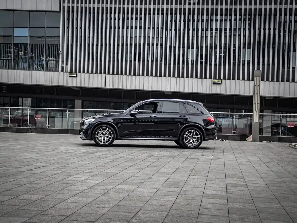 Mercedes-Benz GLC AMG 2018 AMG GLC 63 4MATIC+ купить на сайте DeffCars
