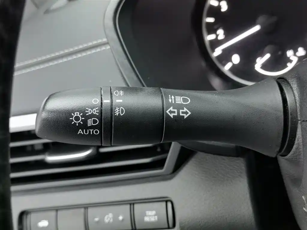 Teana 2019 2.0L XL Upper Smart Travel Edition купить на сайте DeffCars