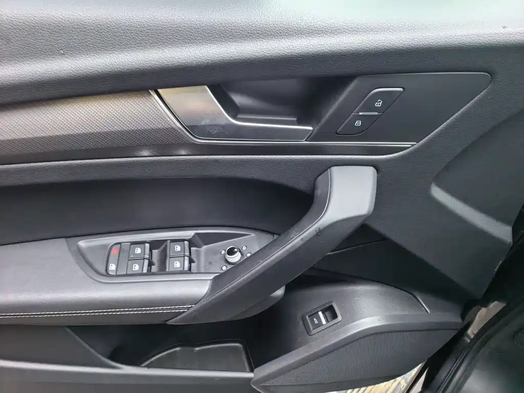 Audi Q5L 2022 40T RS Kit Burning Speed ​​Type купить на сайте DeffCars