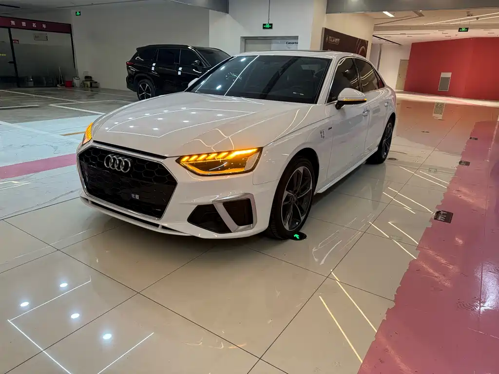 Audi A4L 2023 40 TFSI Fashionable and Dynamic купить на сайте DeffCars