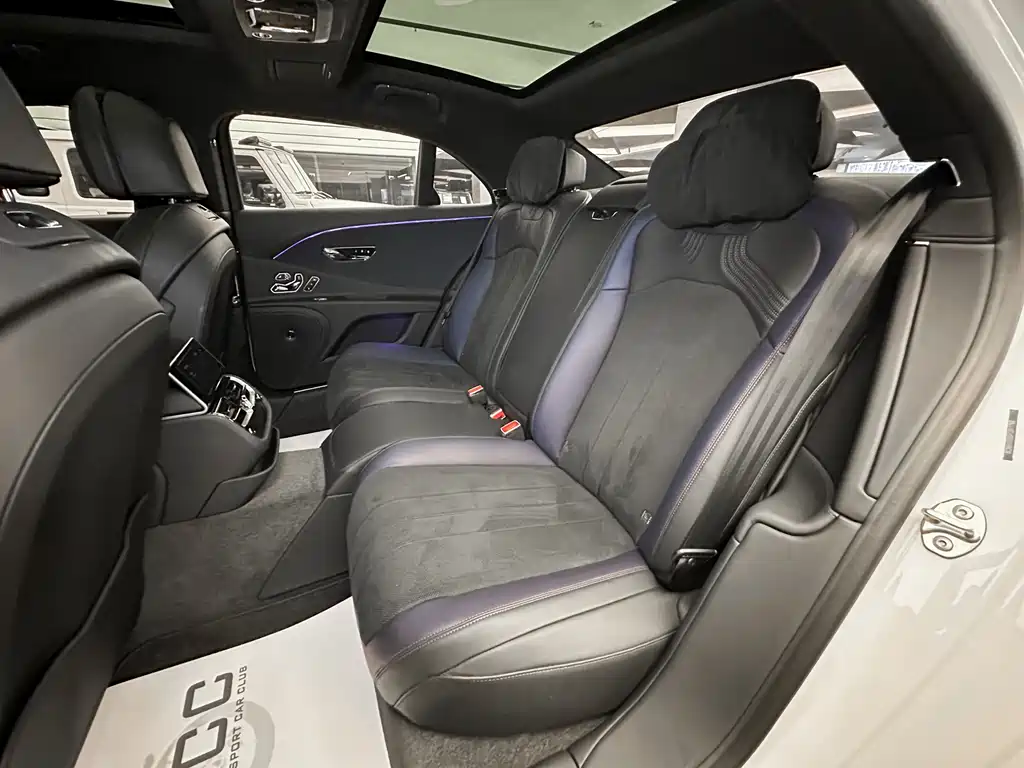 Flying Spur 2023 4.0T V8 S купить на сайте DeffCars