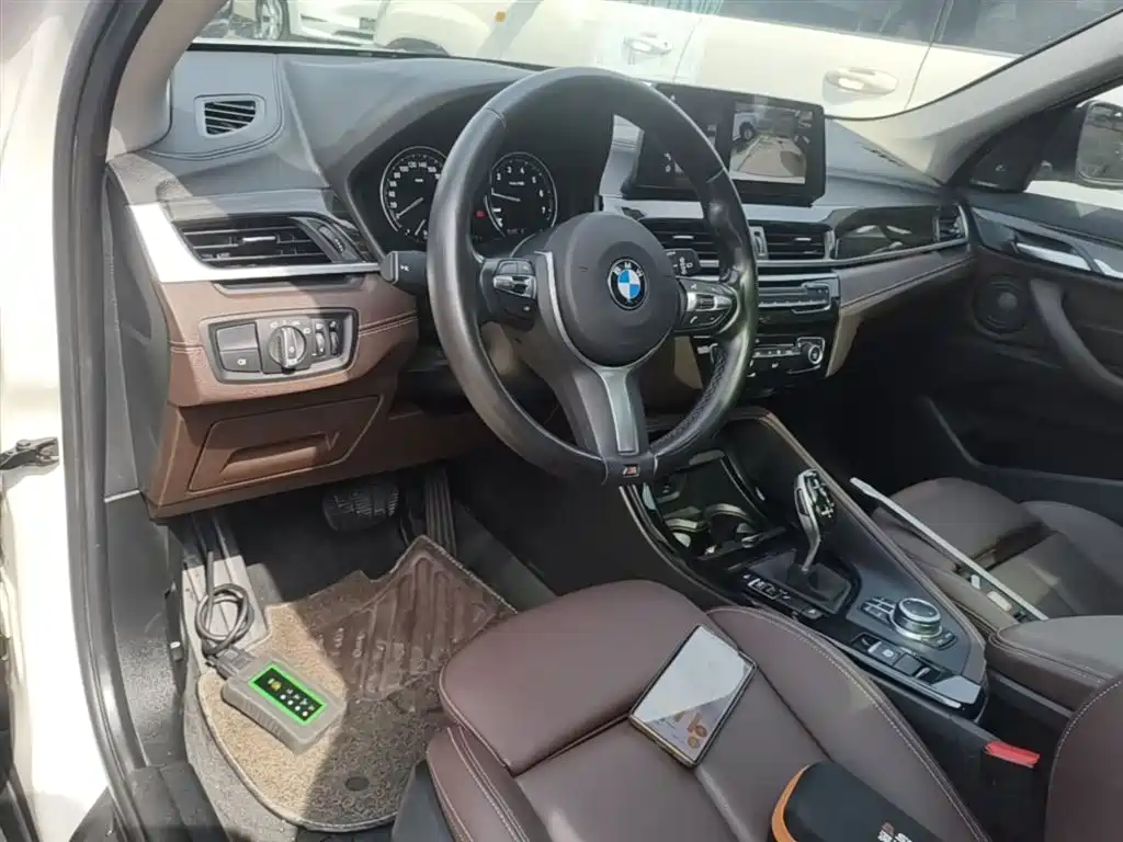 BMW X1 2022 facelift xDrive25Li exclusive model купить на сайте DeffCars