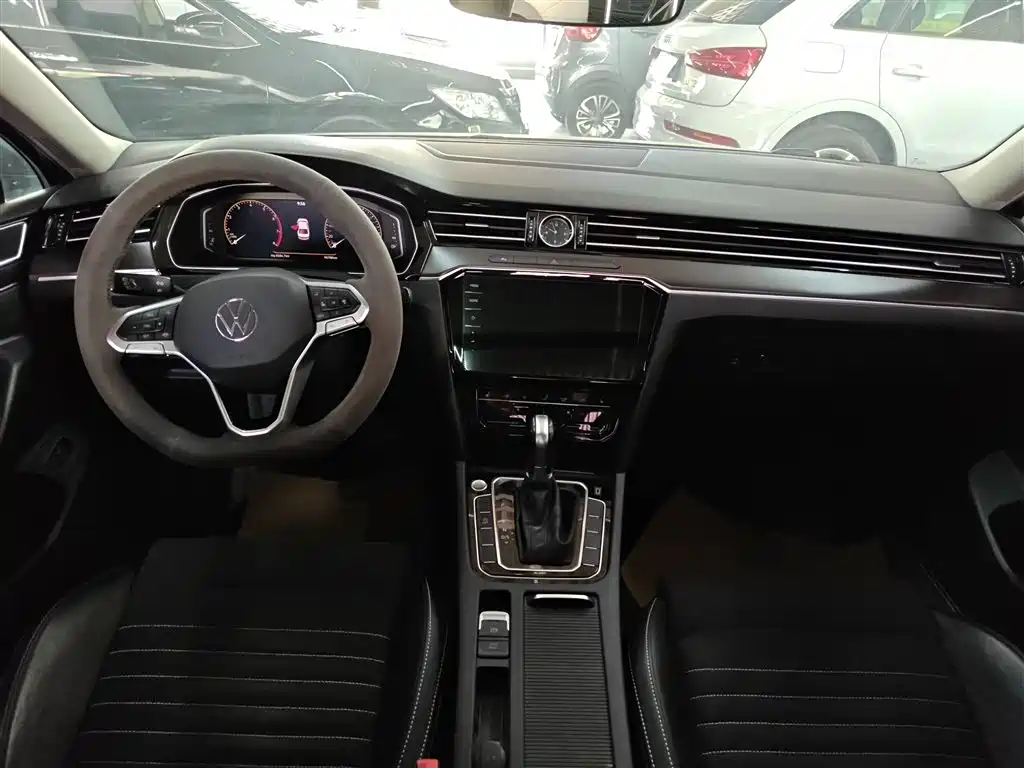Magotan 2020 330TSI DSG luxury model купить на сайте DeffCars
