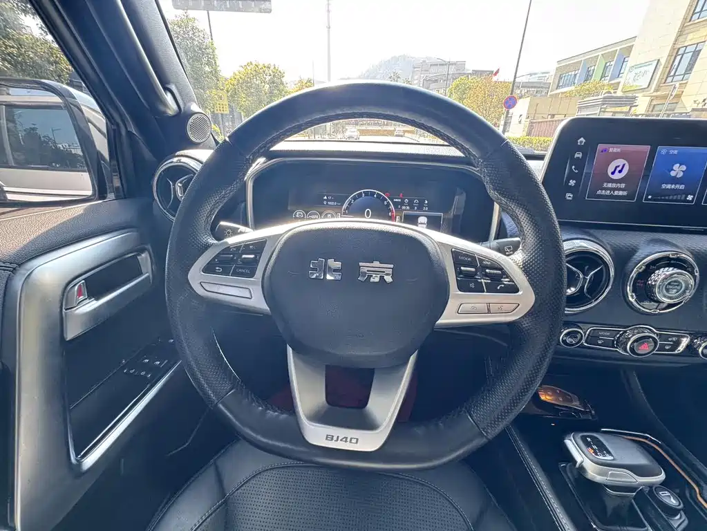 Beijing off-road BJ40 2021 2.0T automatic four-wheel drive ring tower championship version купить на сайте DeffCars