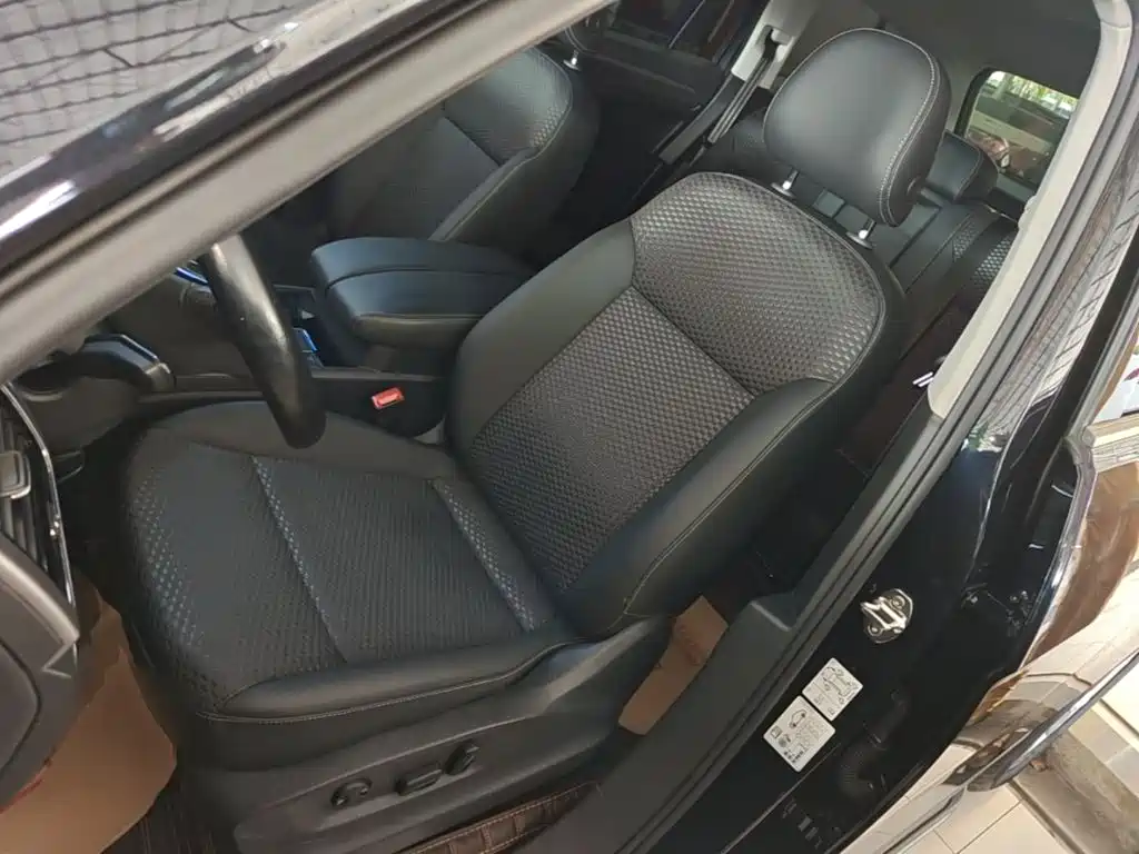 Touron 2017 380TSI four-wheel drive comfort version купить на сайте DeffCars
