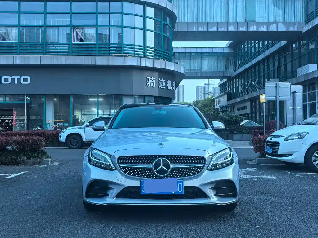 Mercedes-Benz C-Class 2019 facelift C 260 L sports version купить на сайте DeffCars