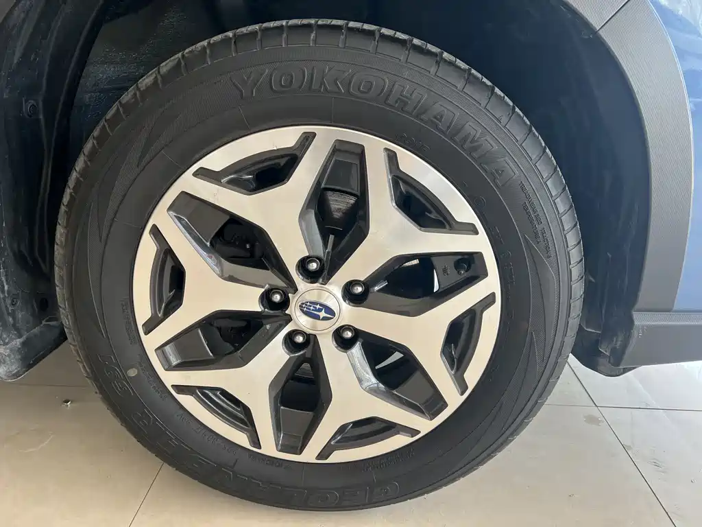 Forester 2022 2.0i AWD Deluxe Edition EyeSight купить на сайте DeffCars