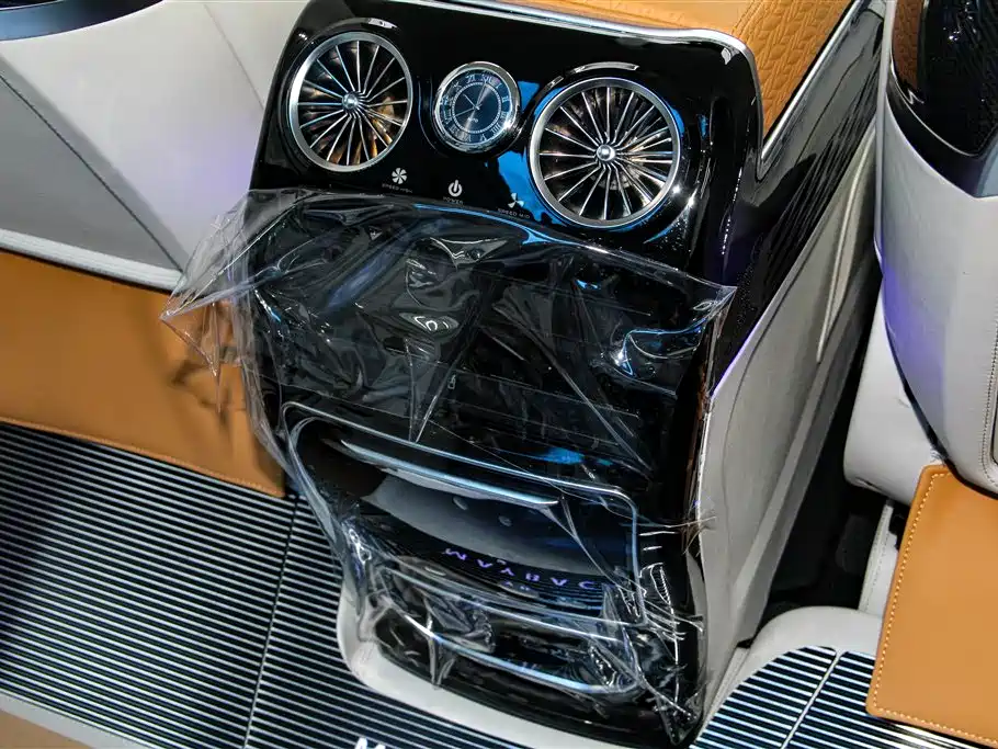 Vito 2023 2.0T Elite Edition 7 seats купить на сайте DeffCars