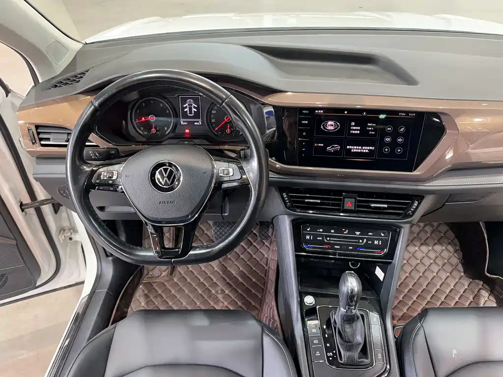 Tuyue 2021 280TSI two-wheel drive luxury version купить на сайте DeffCars