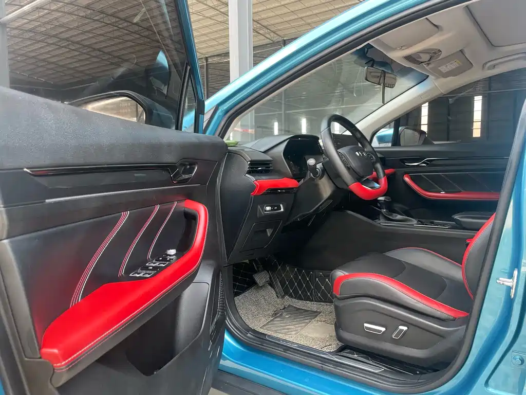 Emgrand S 2021 1.4T CVT premium model купить на сайте DeffCars