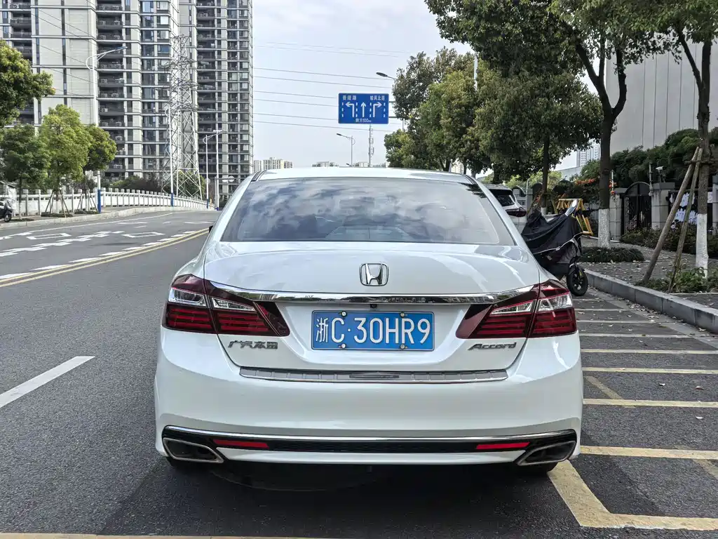 Accord 2016 2.0L Comfort Edition купить на сайте DeffCars
