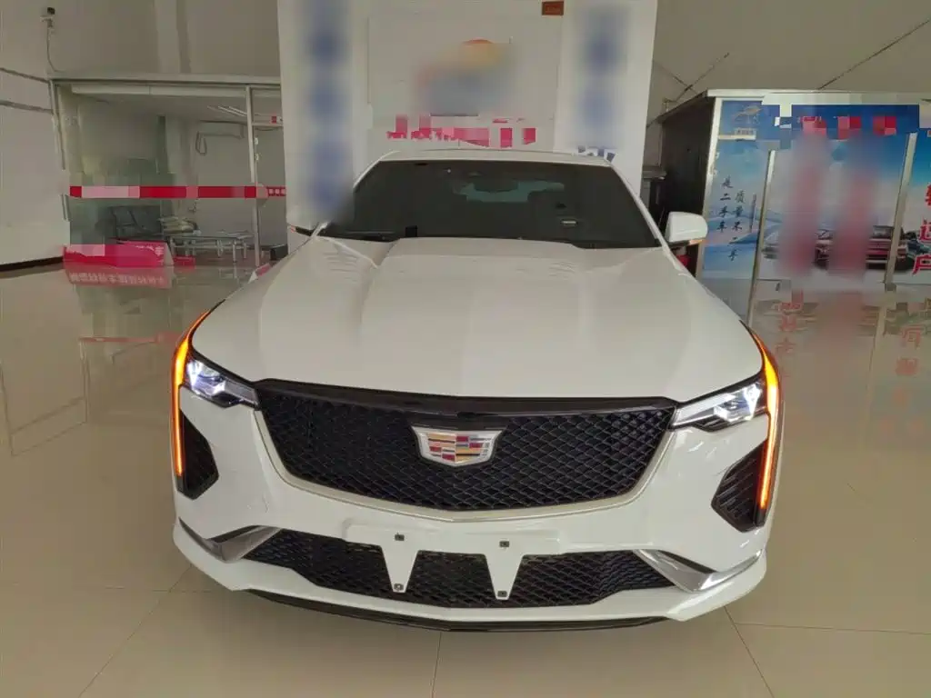 Cadillac CT4 2021 28T Fashion Model купить на сайте DeffCars