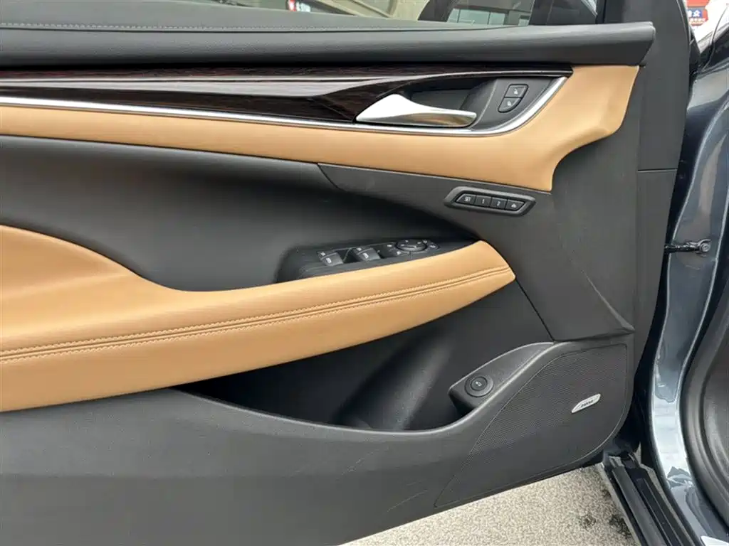 LaCrosse 2019 28T Premium Model купить на сайте DeffCars