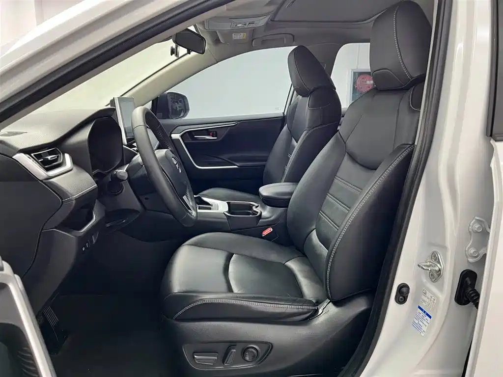 RAV4 Rongfang 2022 2.0L CVT four-wheel drive fashion Plus version купить на сайте DeffCars