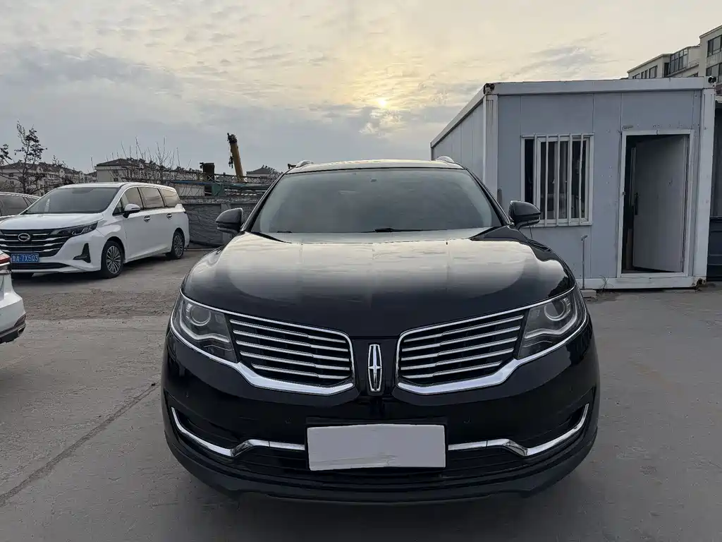 Lincoln MKX 2015 2.0T 2WD Exclusive Edition купить на сайте DeffCars