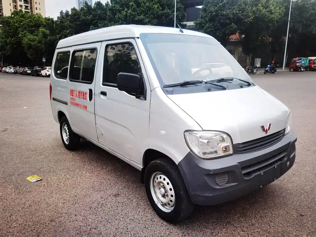 Wuling Zhiguang 2020 1.2L Practical National VI LSI купить на сайте DeffCars
