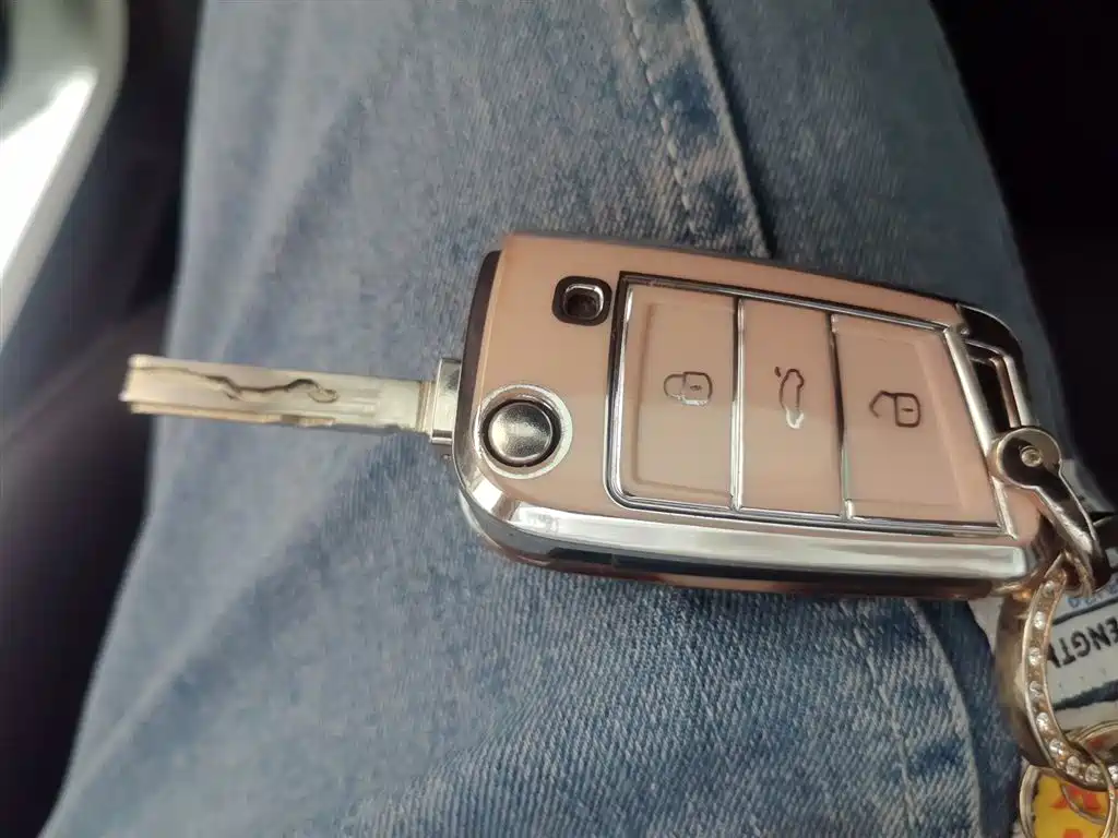 Bora 2021 1.5L automatic comfort intelligent connected version купить на сайте DeffCars