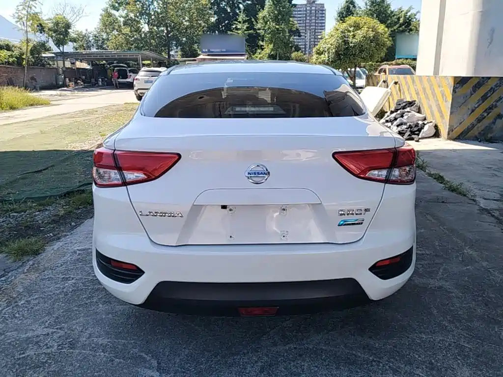 Bluebird 2019 1.6L CVT Cool Edition National VI купить на сайте DeffCars