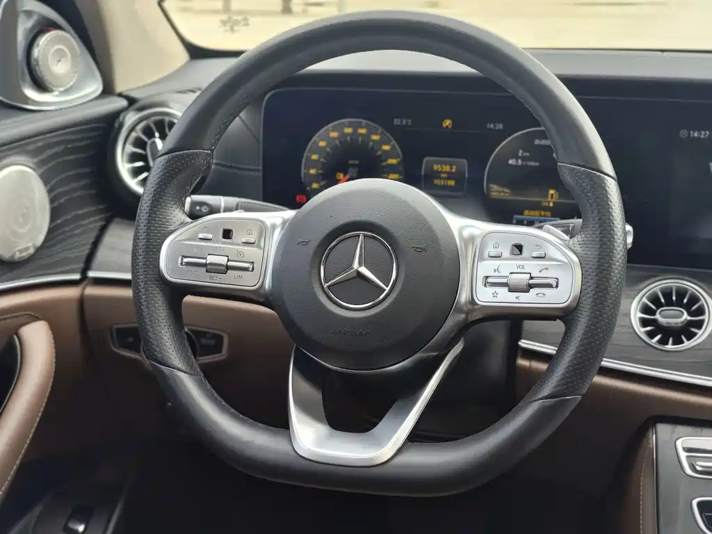 Mercedes-Benz E-Class 2020 facelift E 300 L fashionable model купить на сайте DeffCars