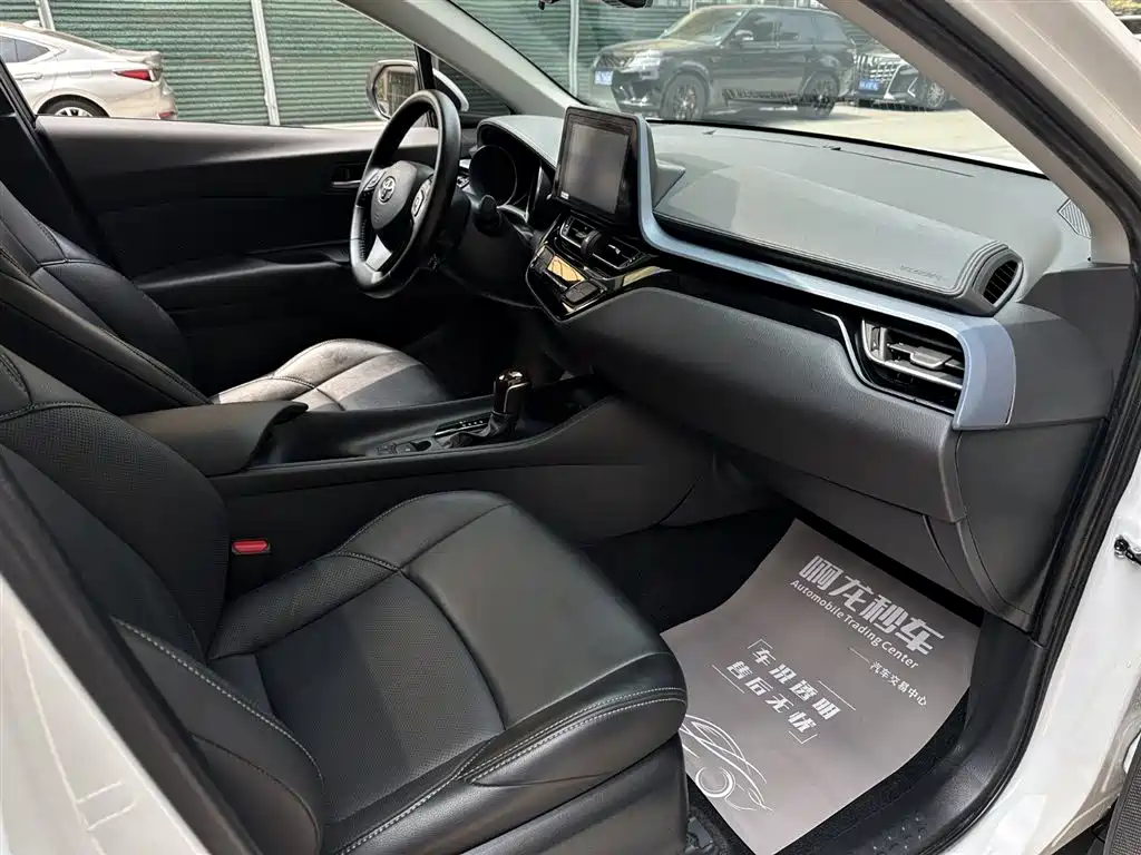 Yize IZOA 2021 2.0L Yixiang Edition купить на сайте DeffCars