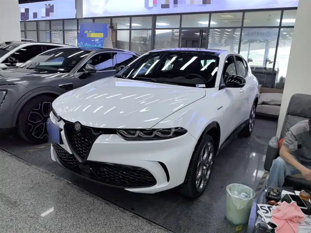Tonale Tonali 2023 2.0T 268HP AWD Veloce Track Edition купить на сайте DeffCars