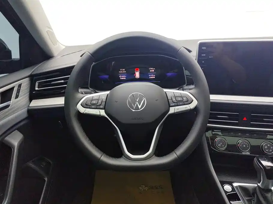 Sagitar 2026 model 30 million units selected 300TSI DSG transcendent version купить на сайте DeffCars
