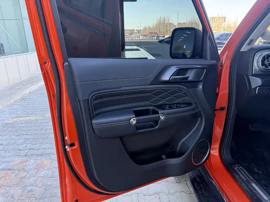 Tank 300 2021 Off-Road Version 2.0T Challenger купить на сайте DeffCars