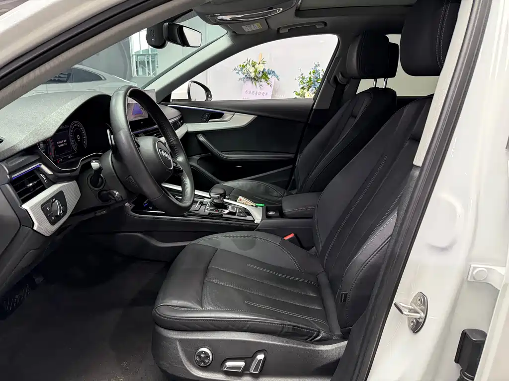 Audi A4L 2020 40 TFSI luxury and elegant model купить на сайте DeffCars