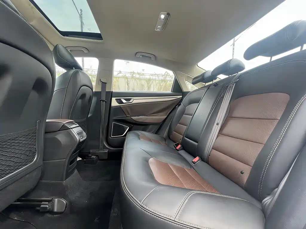 Emgrand GL 2017 1.3T DCT premium model купить на сайте DeffCars