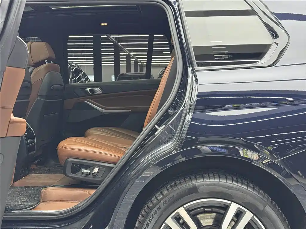BMW X7 2021 xDrive40i Exclusive M Sports Package купить на сайте DeffCars