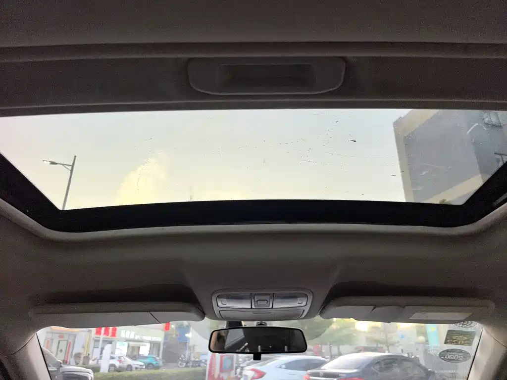 Fengguang 580 2017 1.5T manual luxury model купить на сайте DeffCars