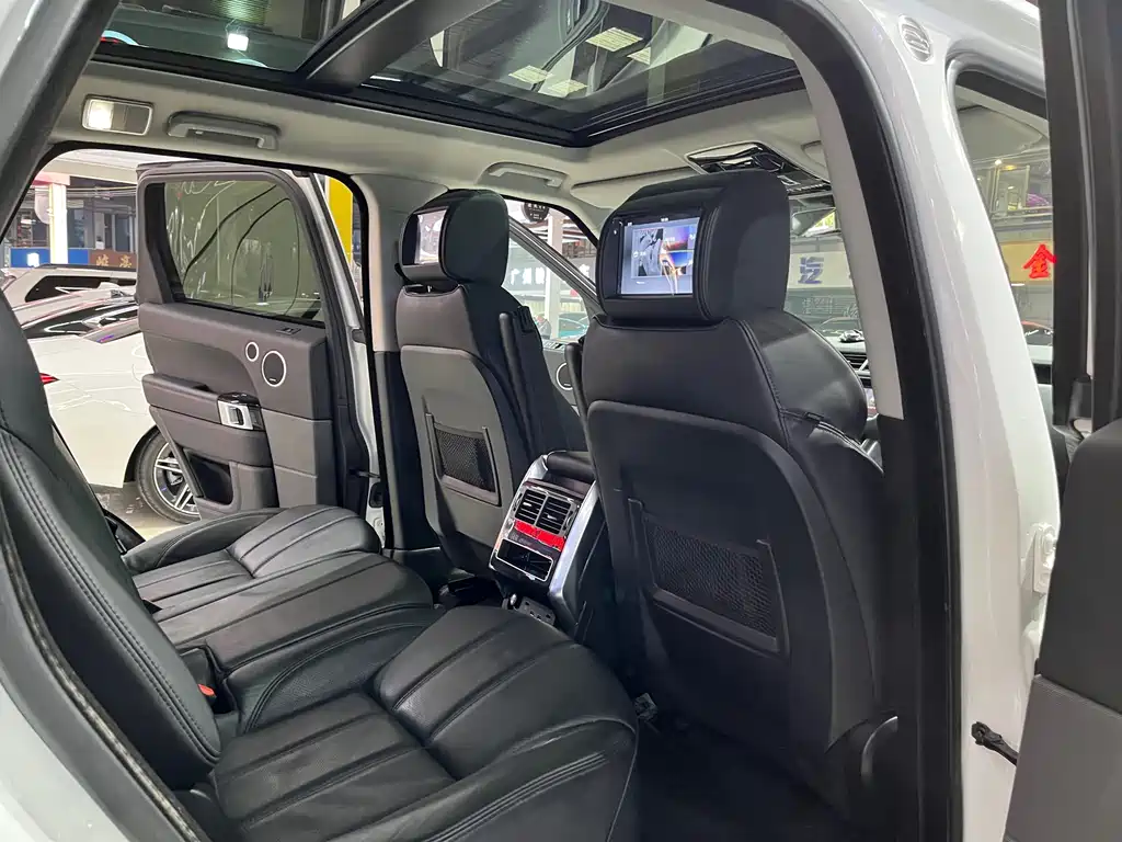 Range Rover Sport 2017 3.0 SC V6 HSE купить на сайте DeffCars