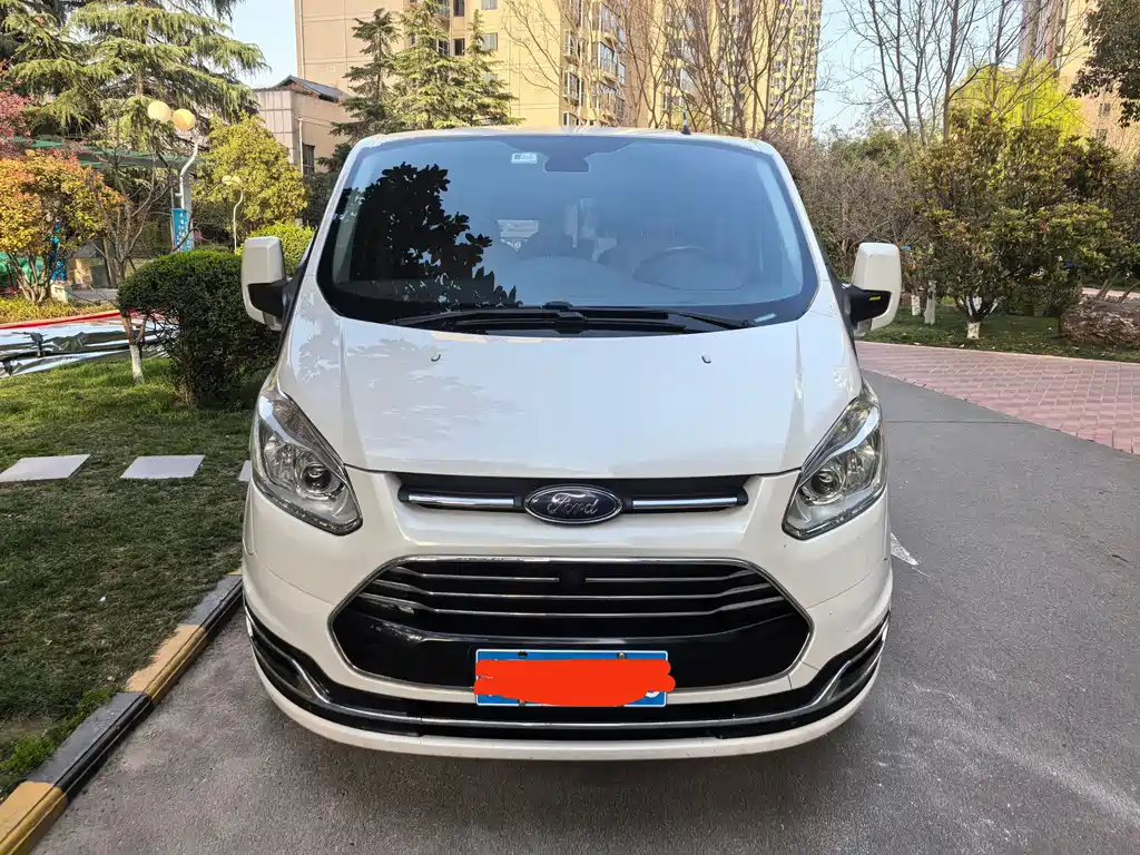 Tourio 2017 2.0T automatic refined version купить на сайте DeffCars