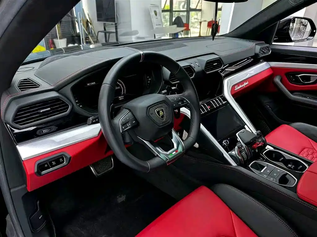 Urus 2021 4.0T V8 купить на сайте DeffCars