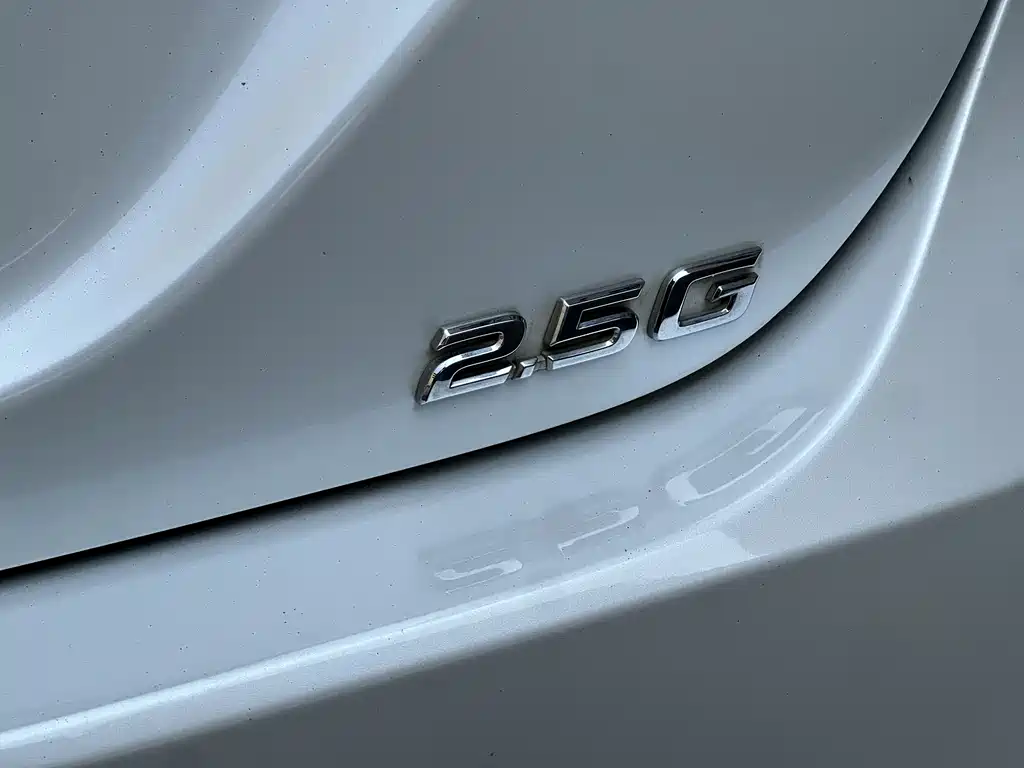 Camry 2019 2.5G Deluxe Edition National VI купить на сайте DeffCars