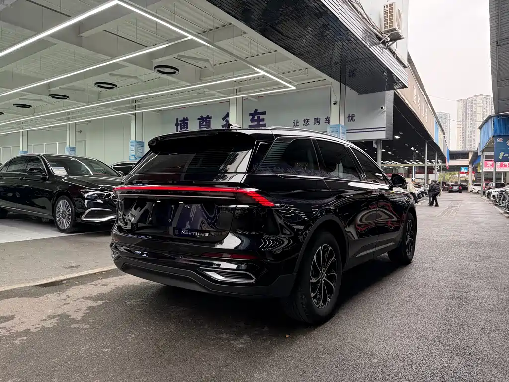 Voyager 2023 2.0T four-wheel drive exclusive edition купить на сайте DeffCars