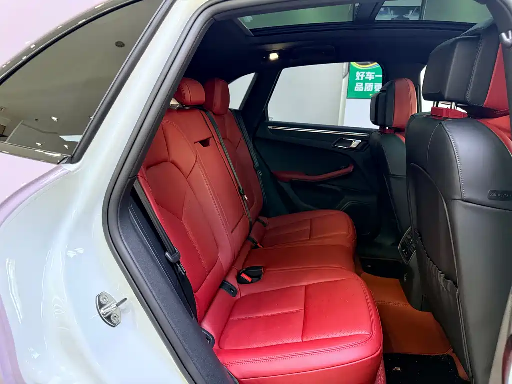 Macan 2025 Macan 2.0T Dream Edition купить на сайте DeffCars