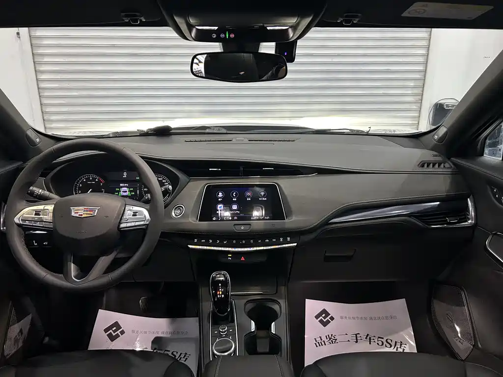 Cadillac XT4 2021 28T two-wheel drive technology купить на сайте DeffCars