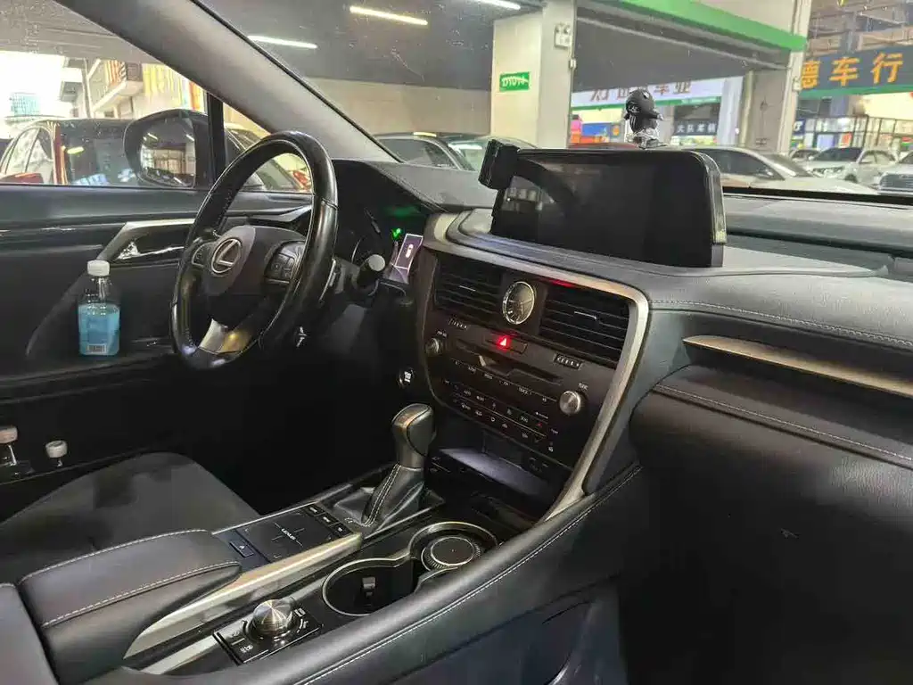 Lexus RX 2020 300 2WD Elite Edition National VI купить на сайте DeffCars