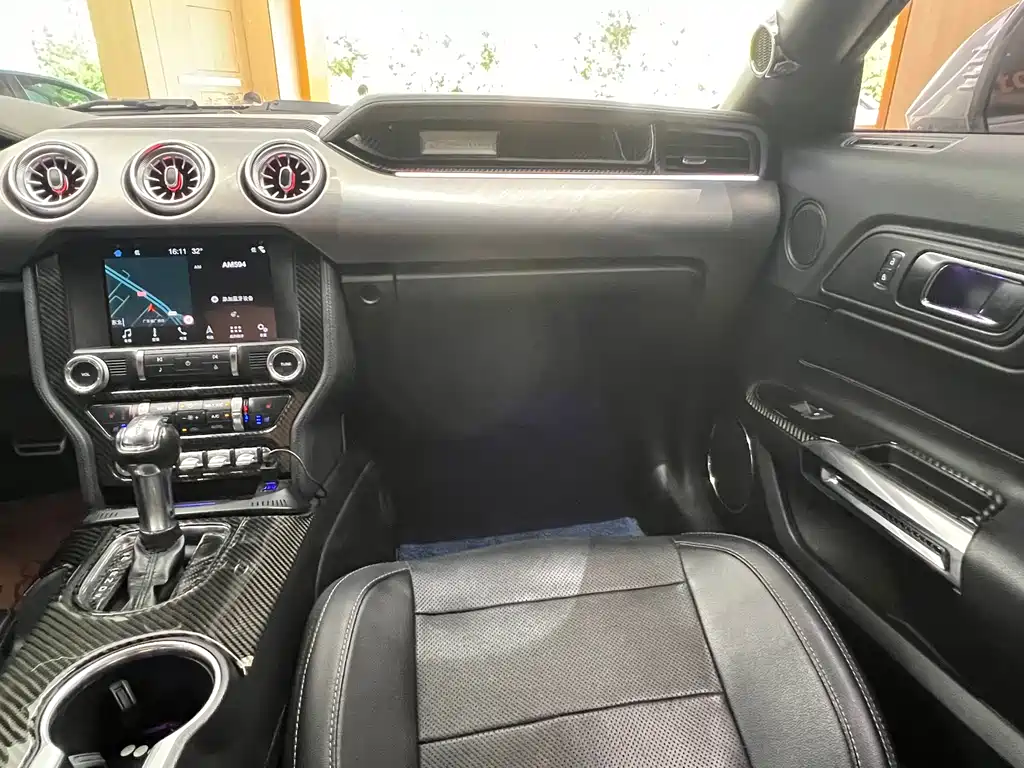 Mustang 2019 2.3L EcoBoost купить на сайте DeffCars