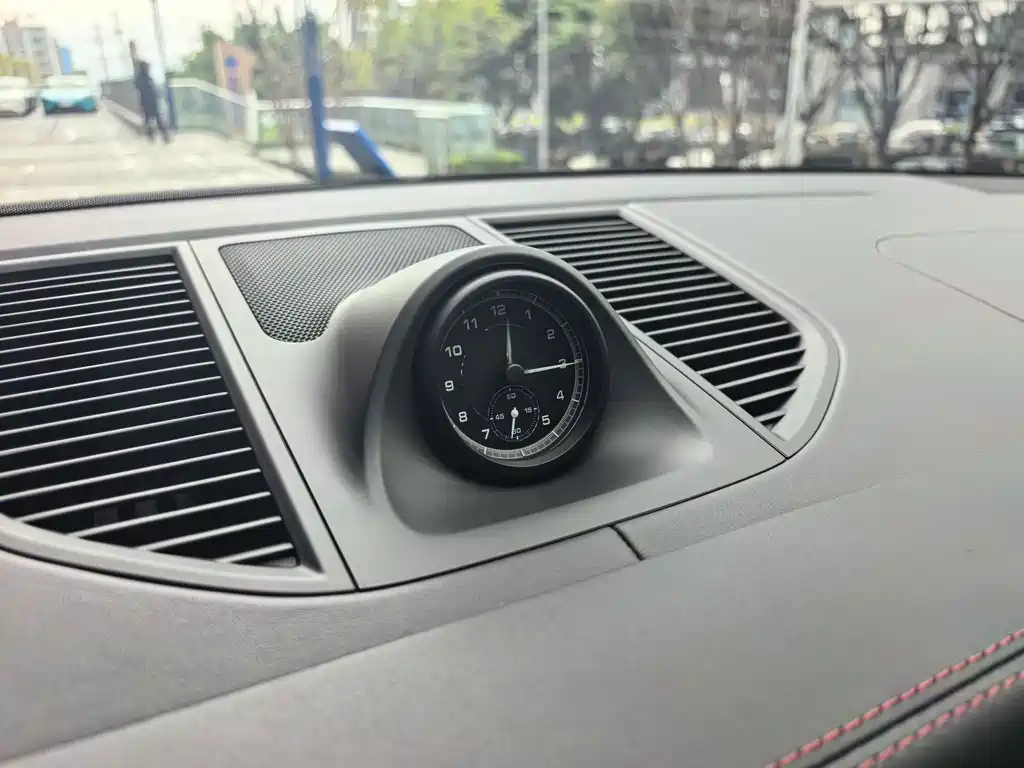 Macan 2022 Macan T 2.0T купить на сайте DeffCars