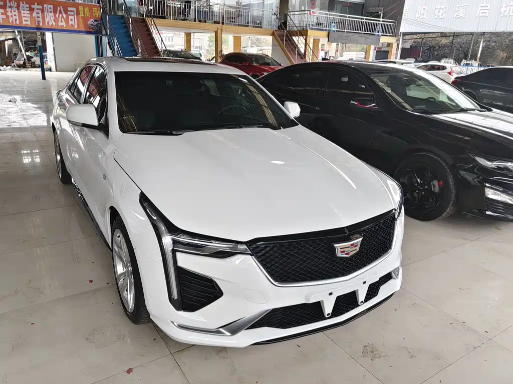 Cadillac CT4 2021 28T Fashion Model купить на сайте DeffCars