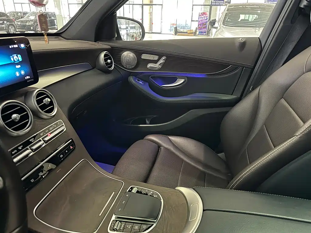 Mercedes-Benz GLC 2020 facelift GLC 300 L 4MATIC dynamic купить на сайте DeffCars