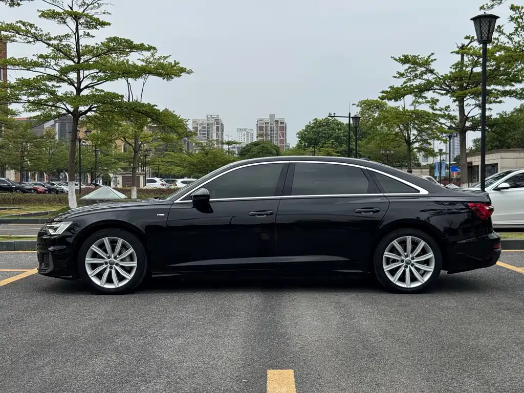 Audi A6L 2021 45 TFSI Premium Dynamic Model купить на сайте DeffCars