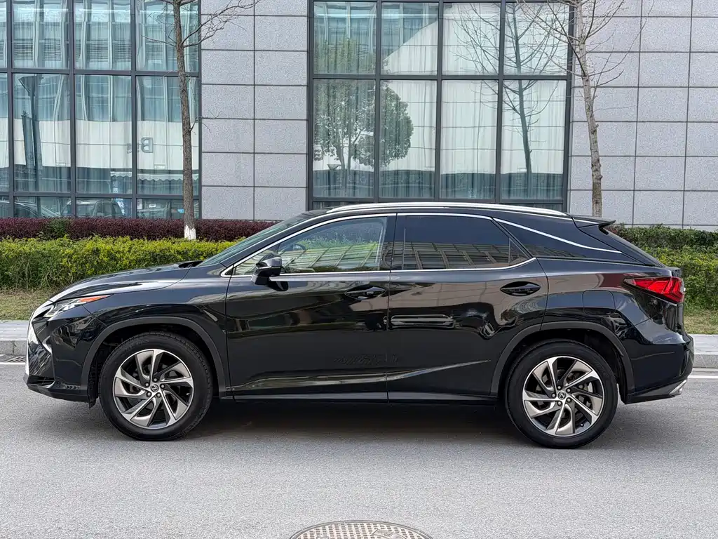 Lexus RX 2016 300 four-wheel drive elegant version National V купить на сайте DeffCars
