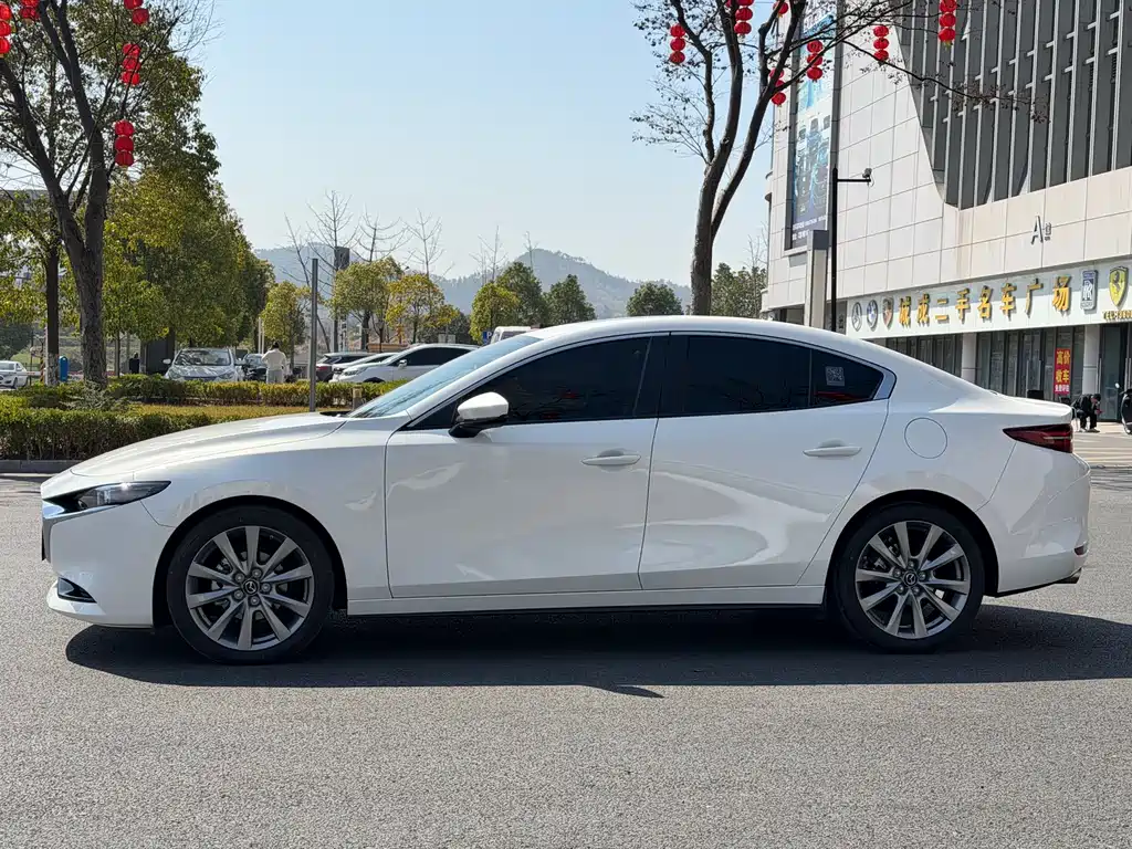 Mazda3 Angkesela 2023 2.0L automatic quality version купить на сайте DeffCars